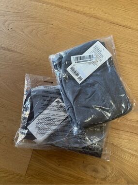 Lululemon soft sueded high rise tight 28” 6 NWT 2pr